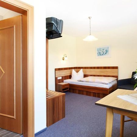 Hotel-Gasthof Zum Oberen Wirt Regen Exteriör bild