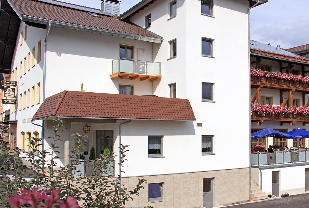 Hotel-Gasthof Zum Oberen Wirt Regen Exteriör bild