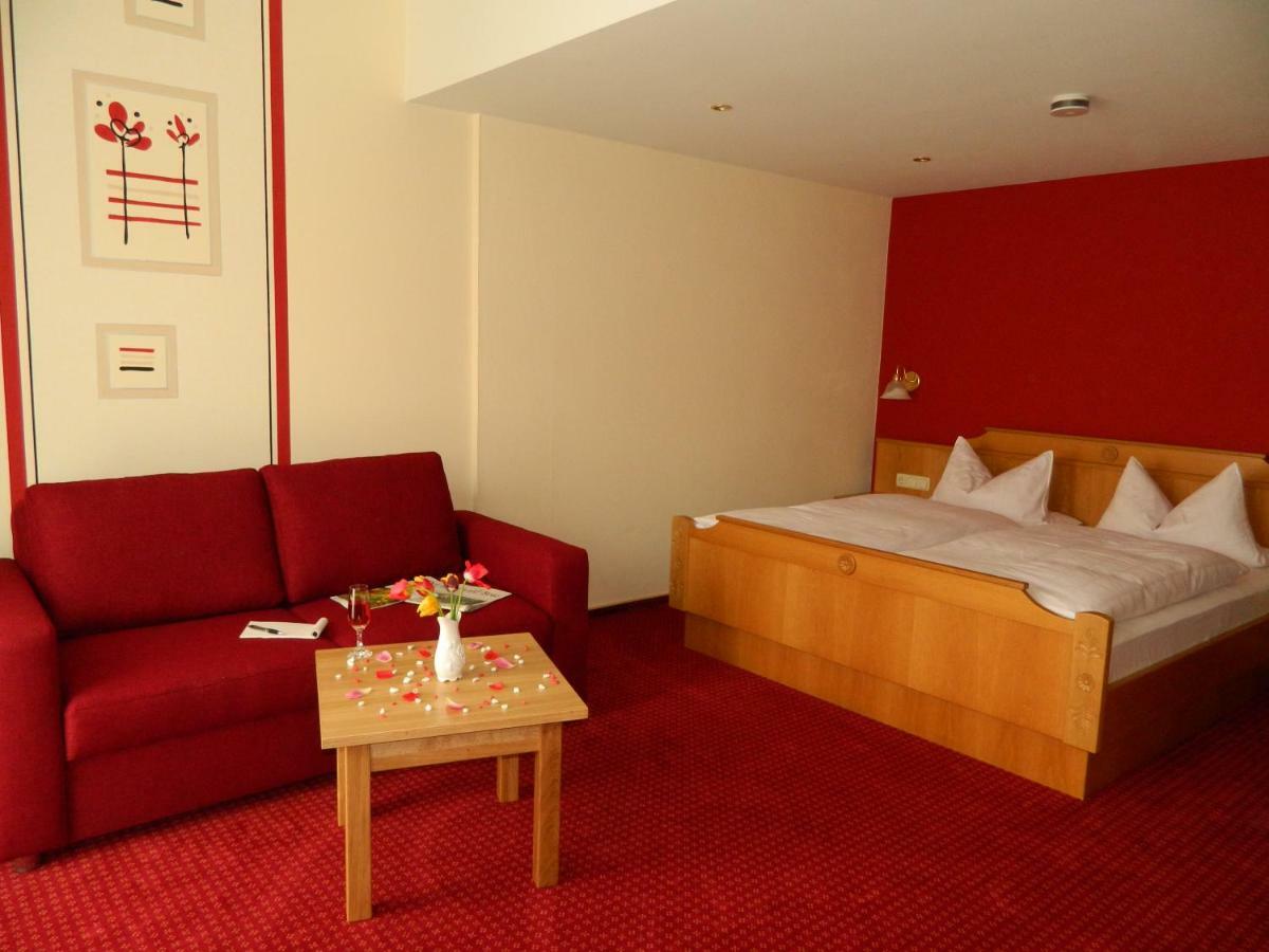 Hotel-Gasthof Zum Oberen Wirt Regen Exteriör bild